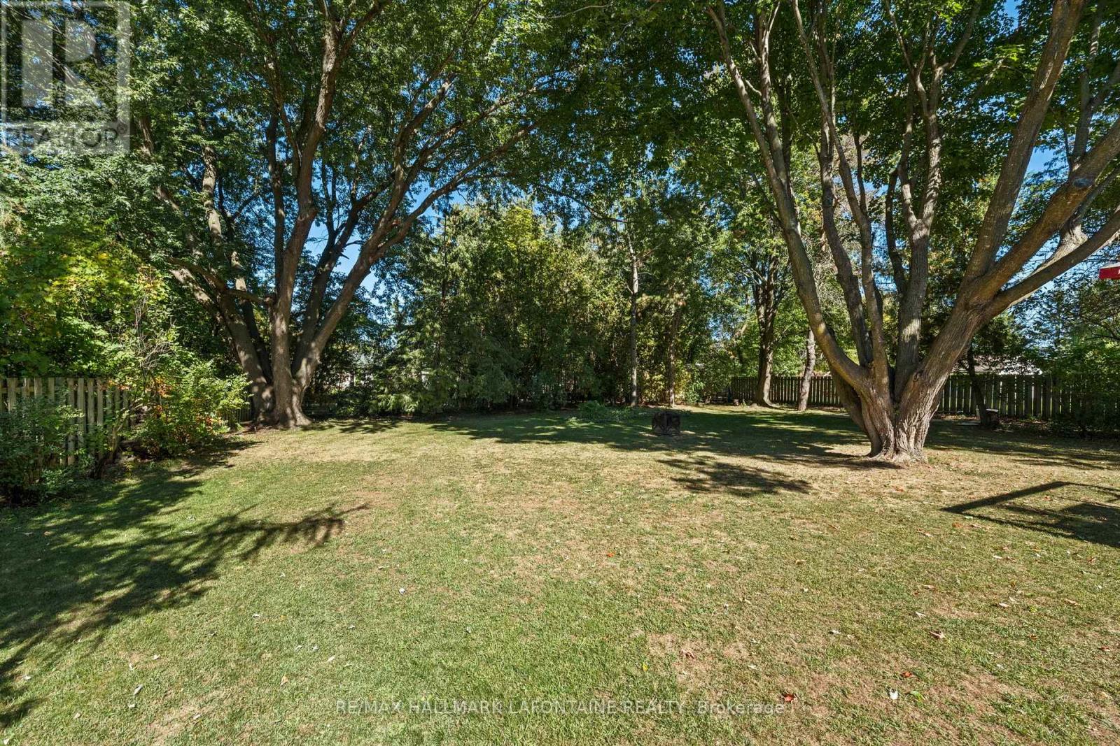 6941 Sunset Boulevard