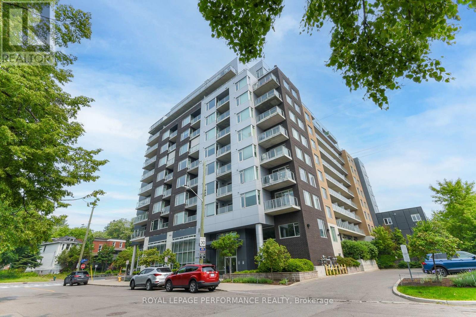 309a - 7 Marquette Avenue
