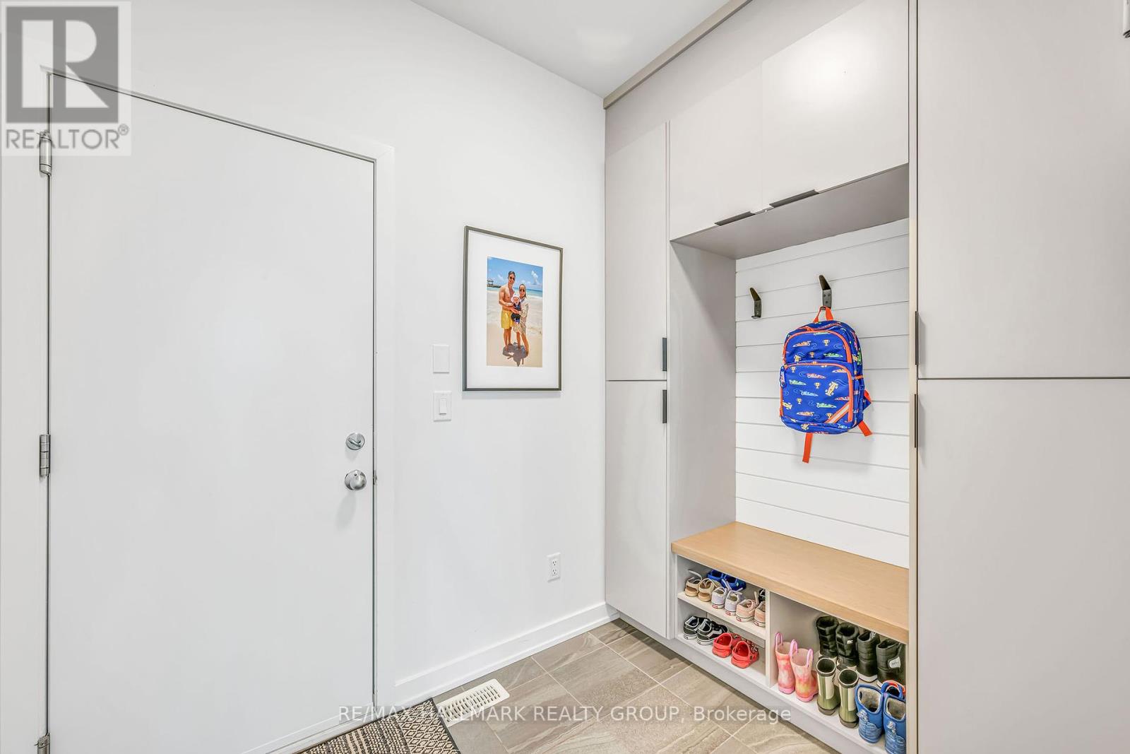 14 Stanhope Court