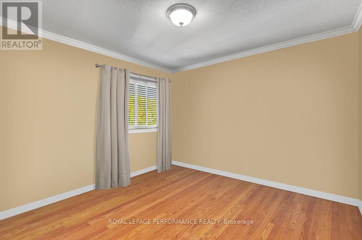 1815 Belval Crescent