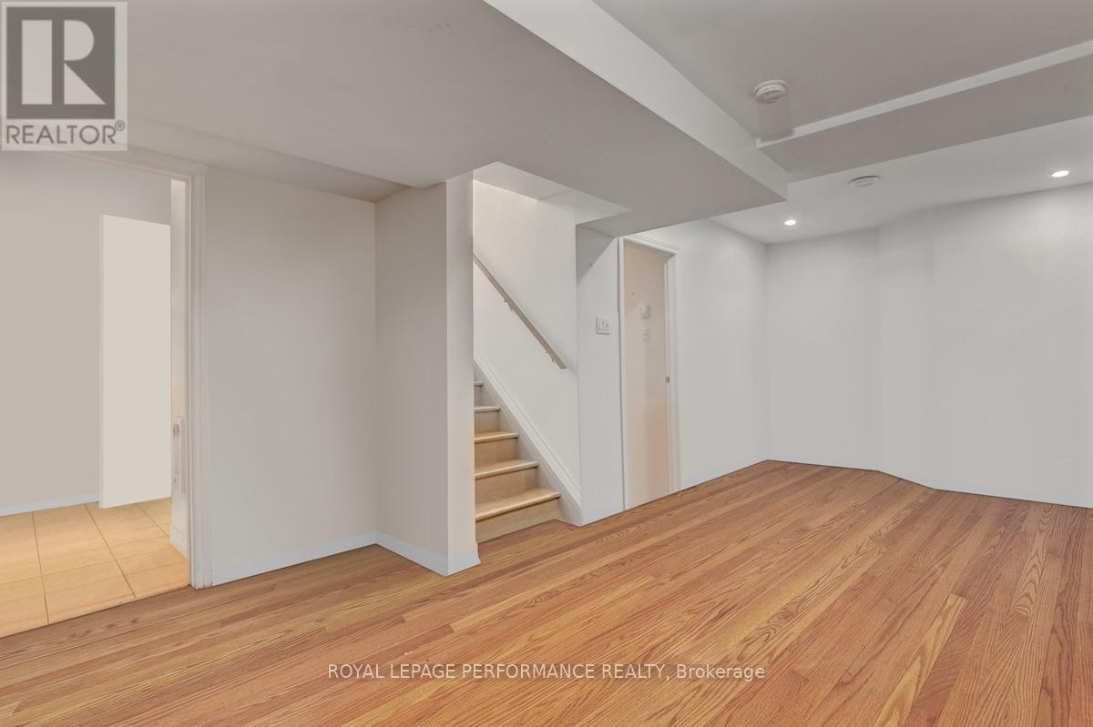 1815 Belval Crescent