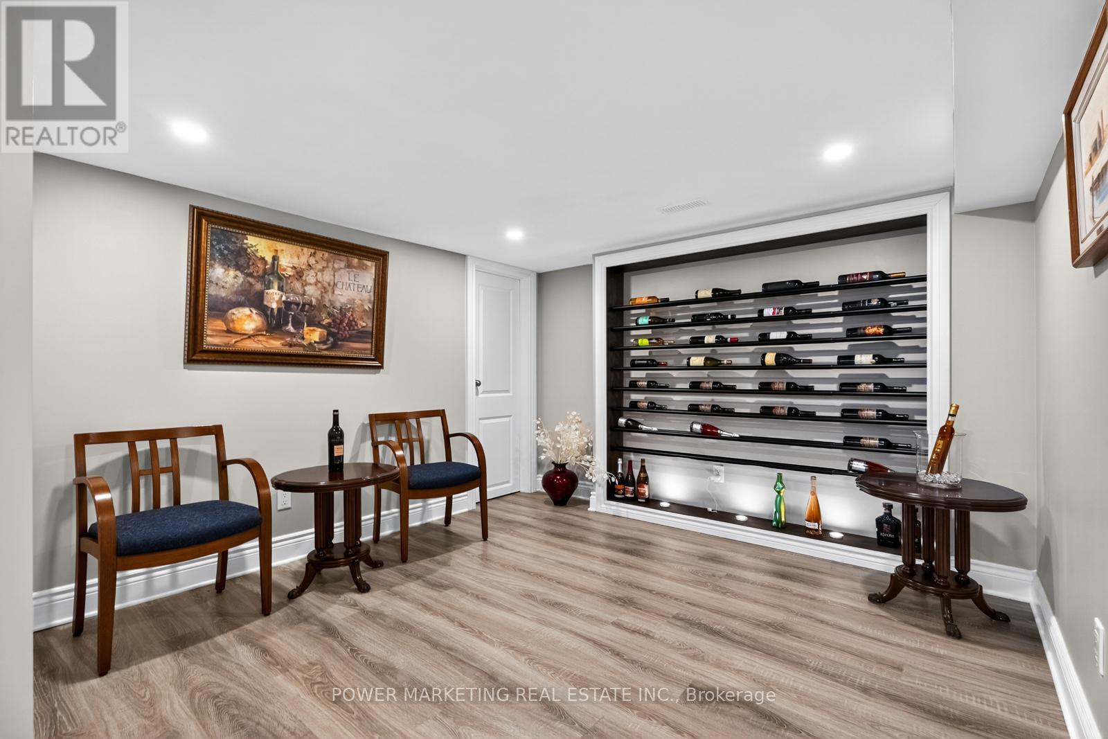 692 Egret Way