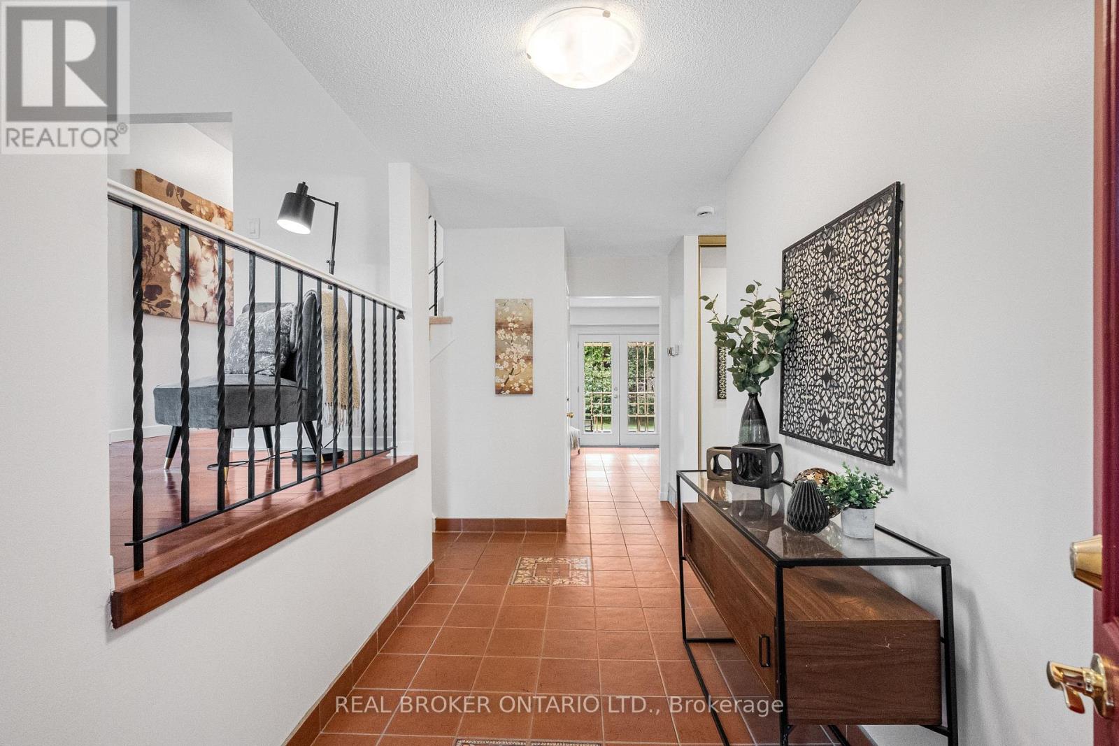 62 Herschel Crescent