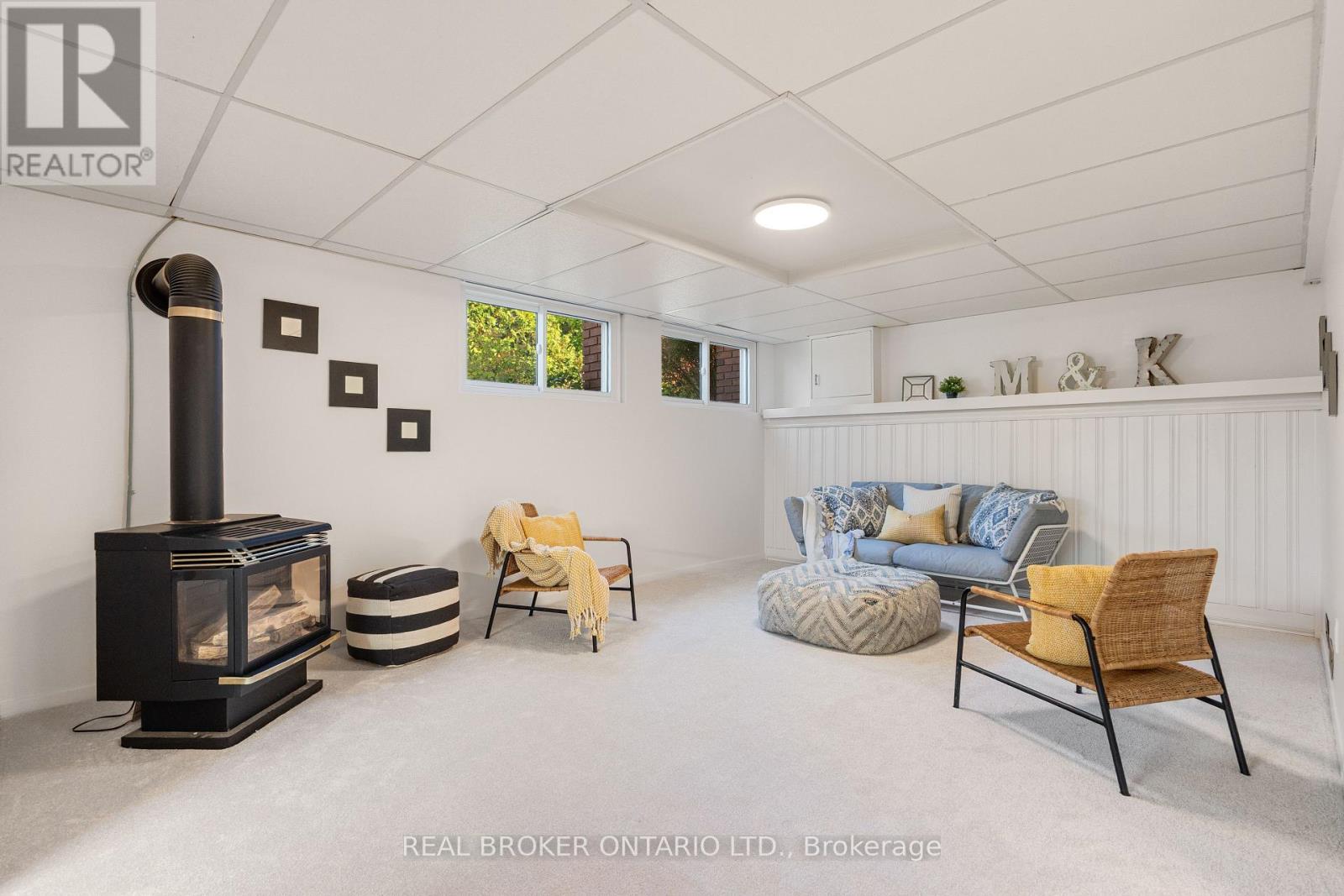 62 Herschel Crescent