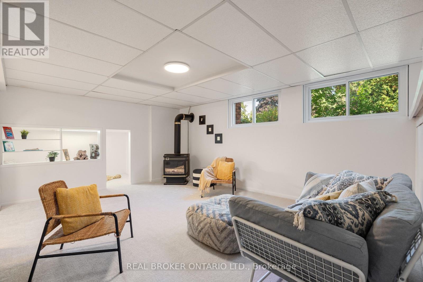 62 Herschel Crescent