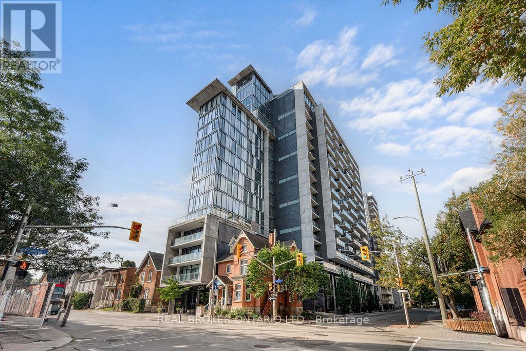 1111 - 224 Lyon Street N