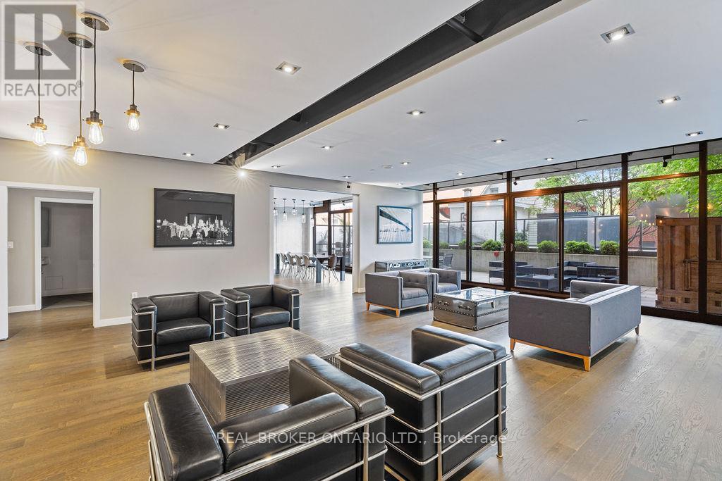 1111 - 224 Lyon Street N
