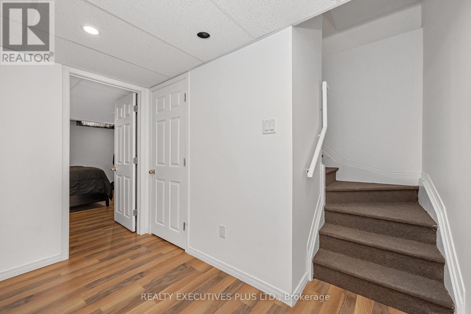 341 Jasper Crescent