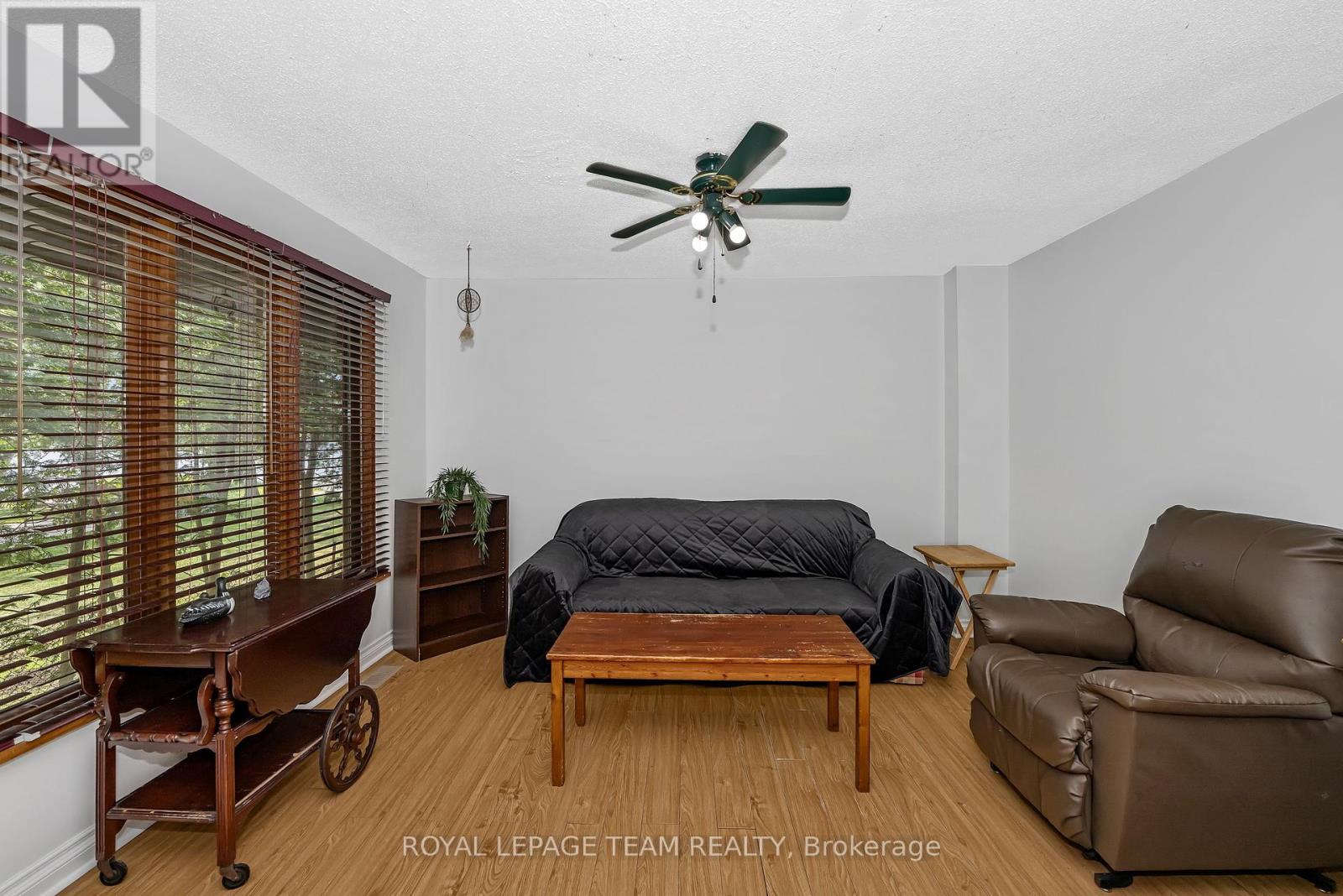 1210 Bayview Drive