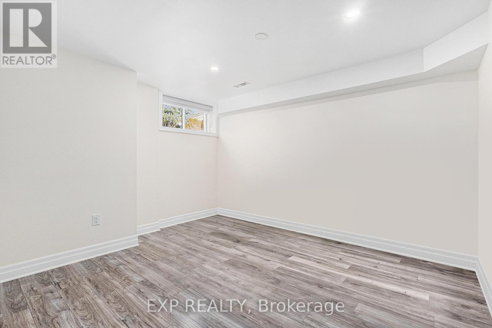 182 Sunita Crescent