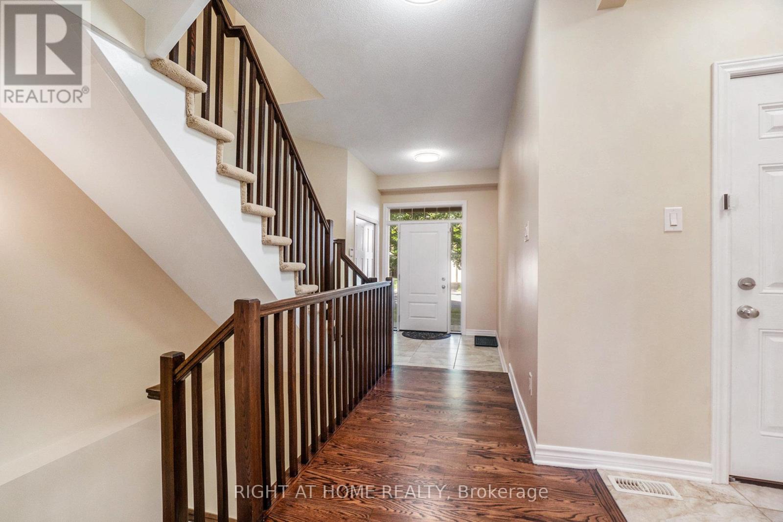 928 Bunchberry Way