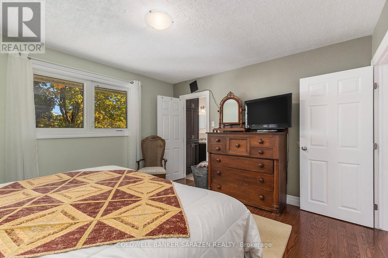 32 Wabalac Drive