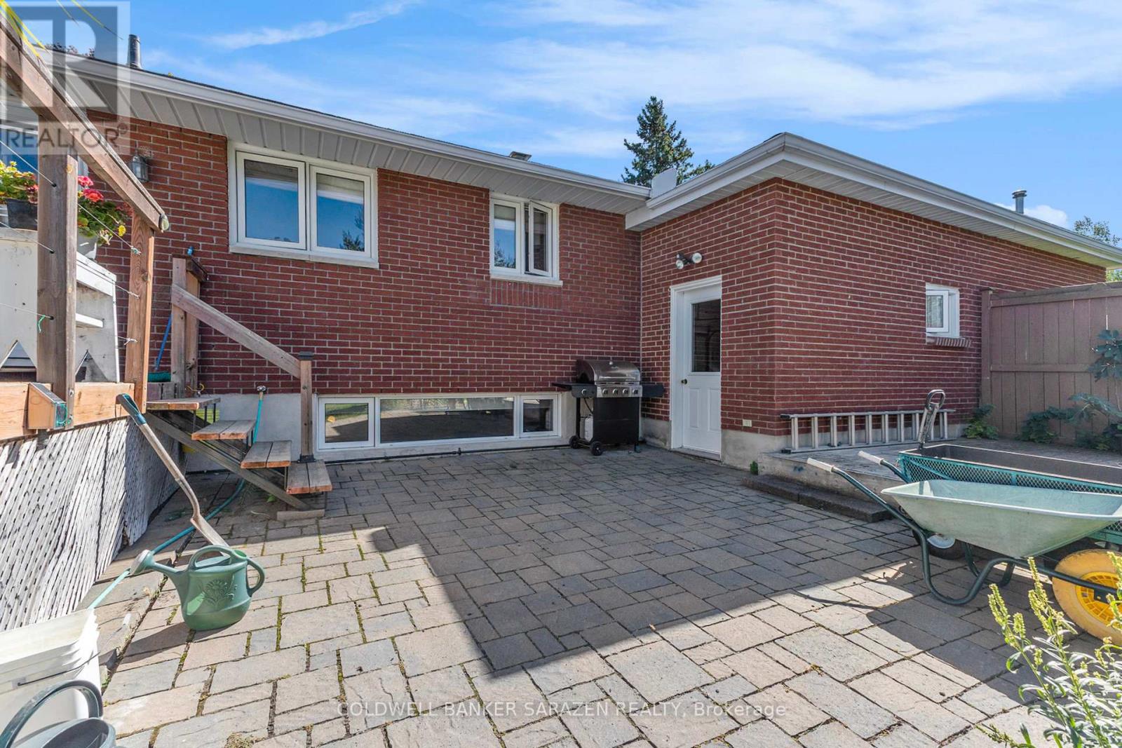 32 Wabalac Drive