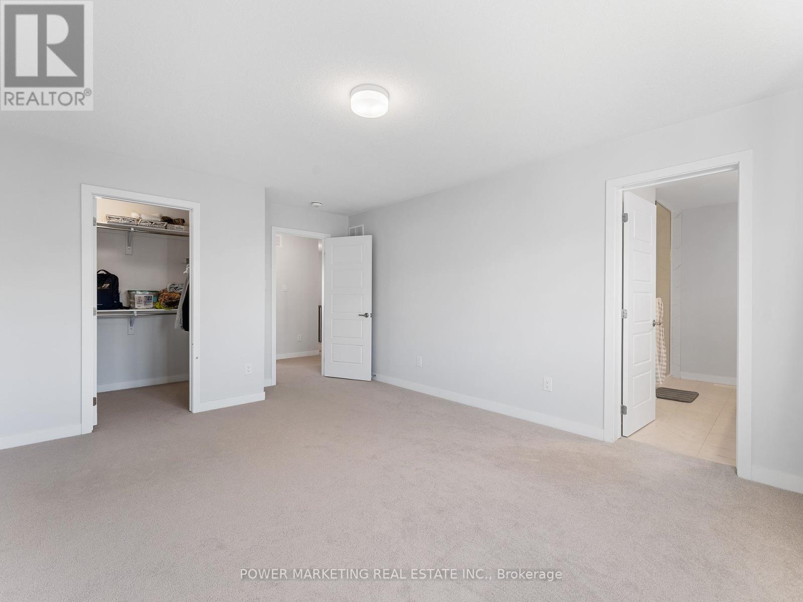 1017 Curraglass Walk