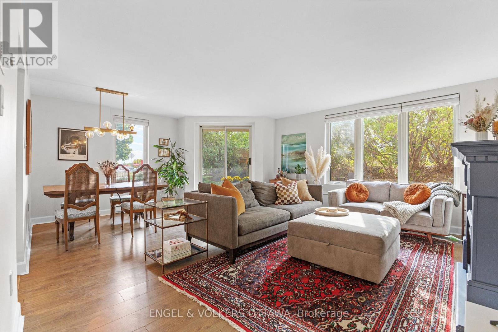 101 - 800 Mckellar Avenue