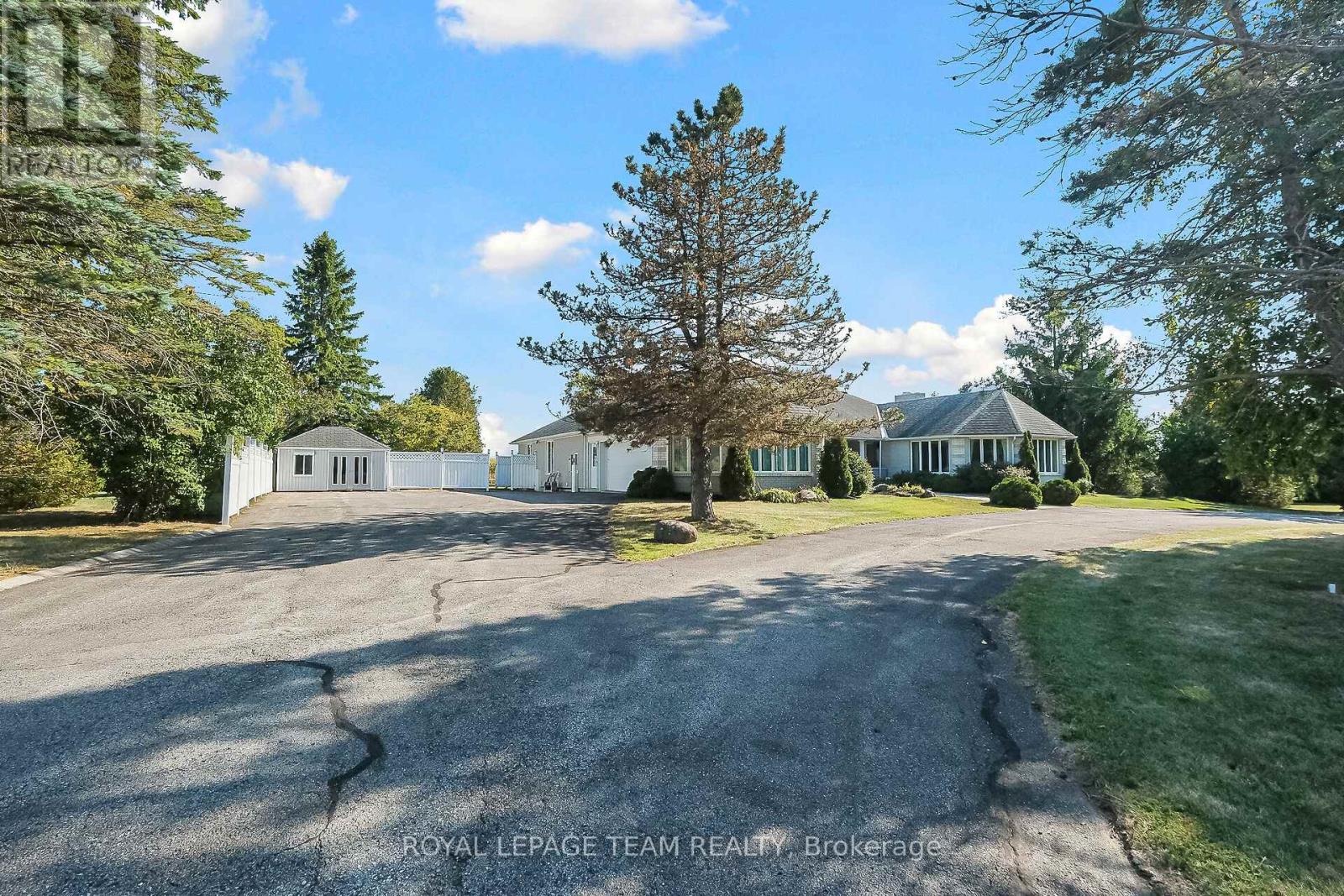 461 Campbells Side Road