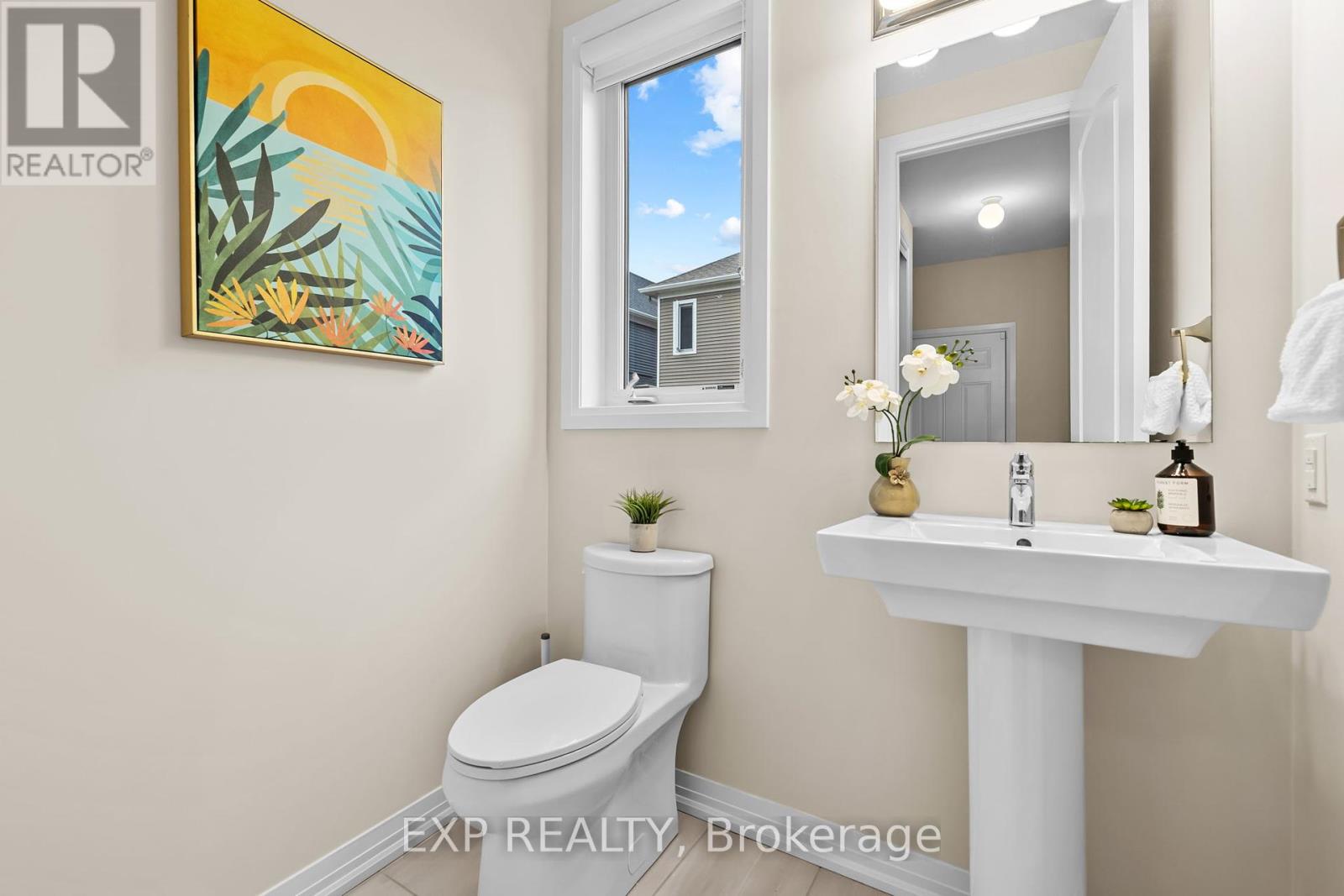 807 Mercier Crescent