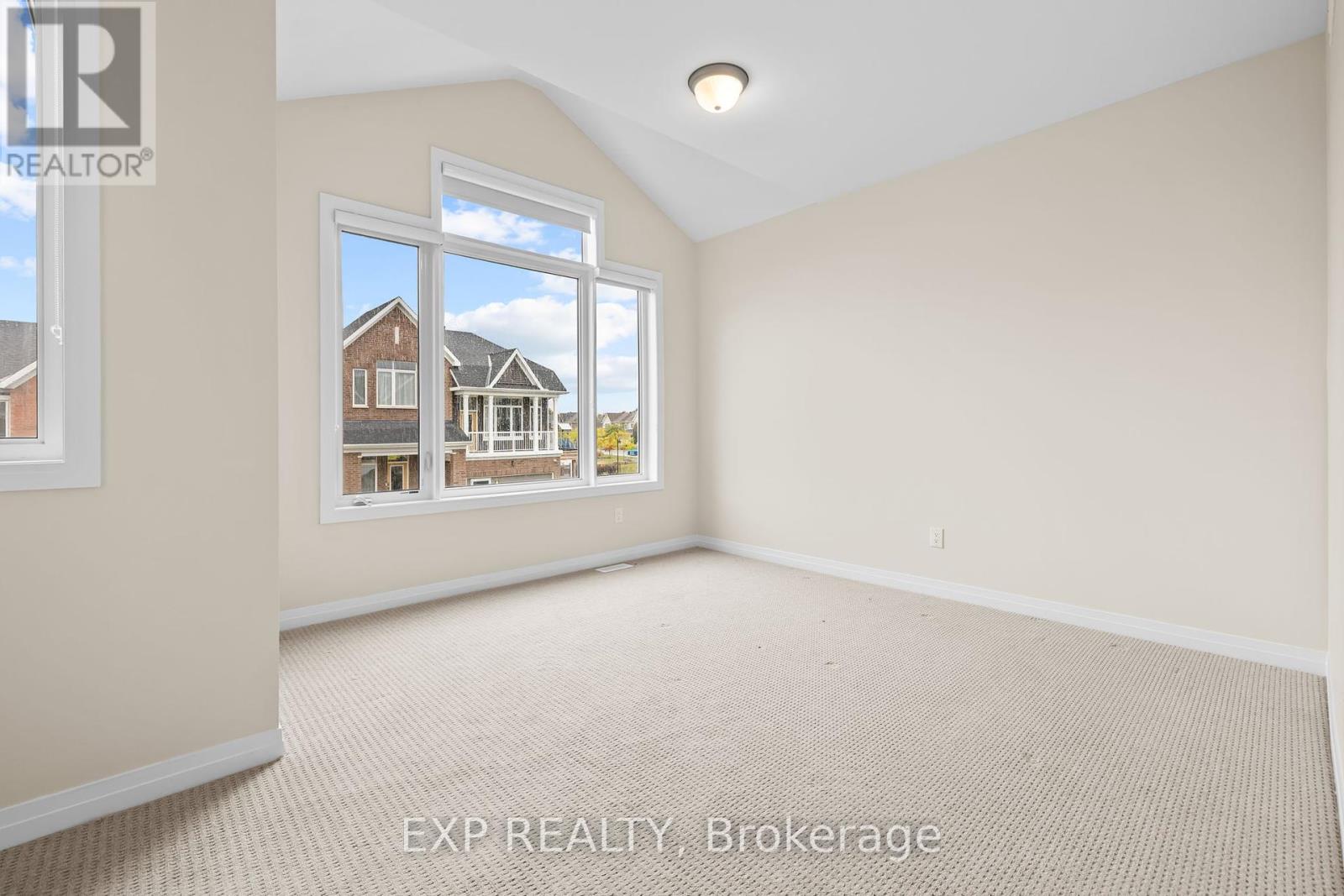 807 Mercier Crescent