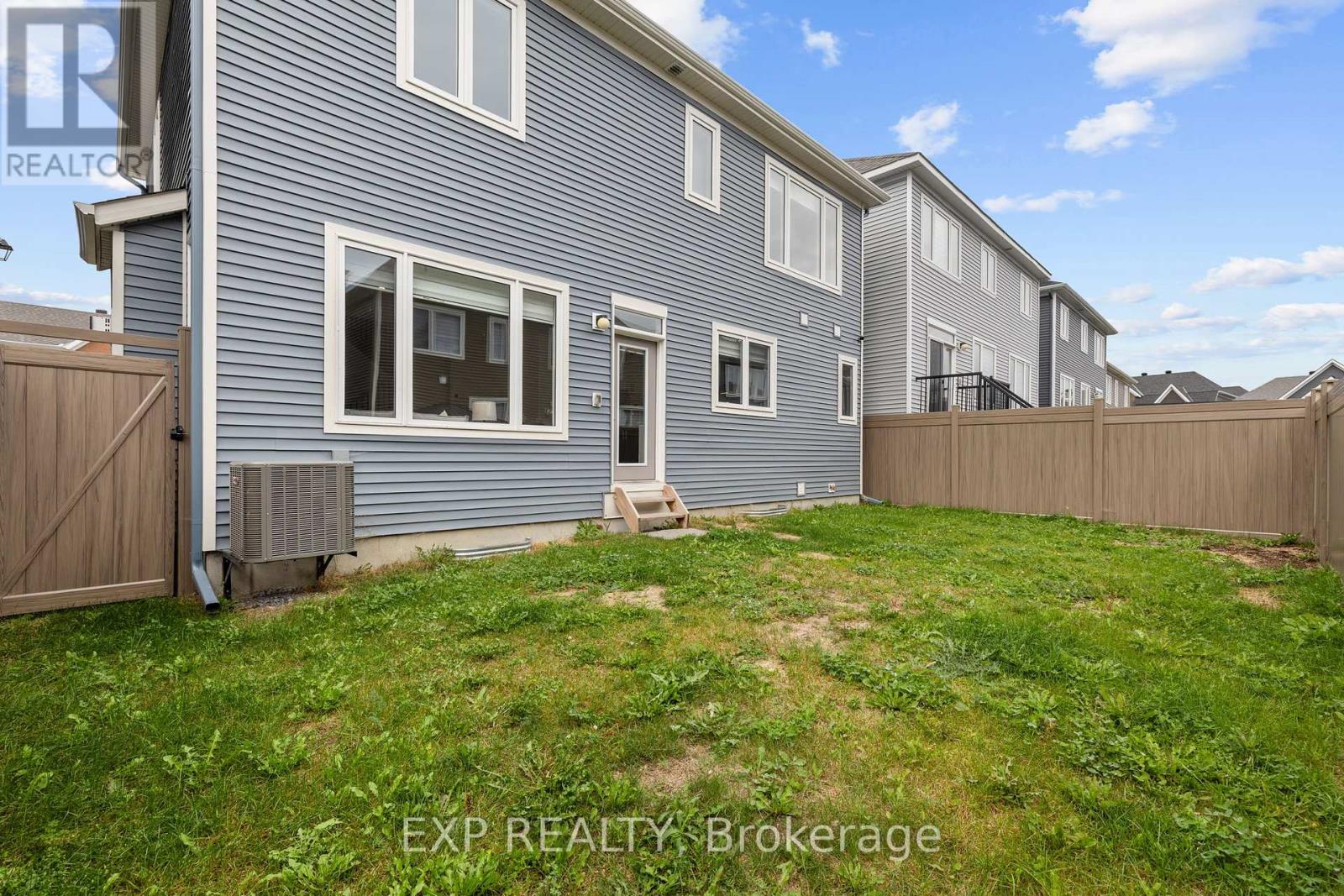 807 Mercier Crescent