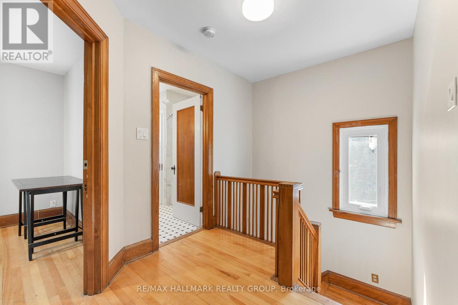 242 Harmer Avenue S
