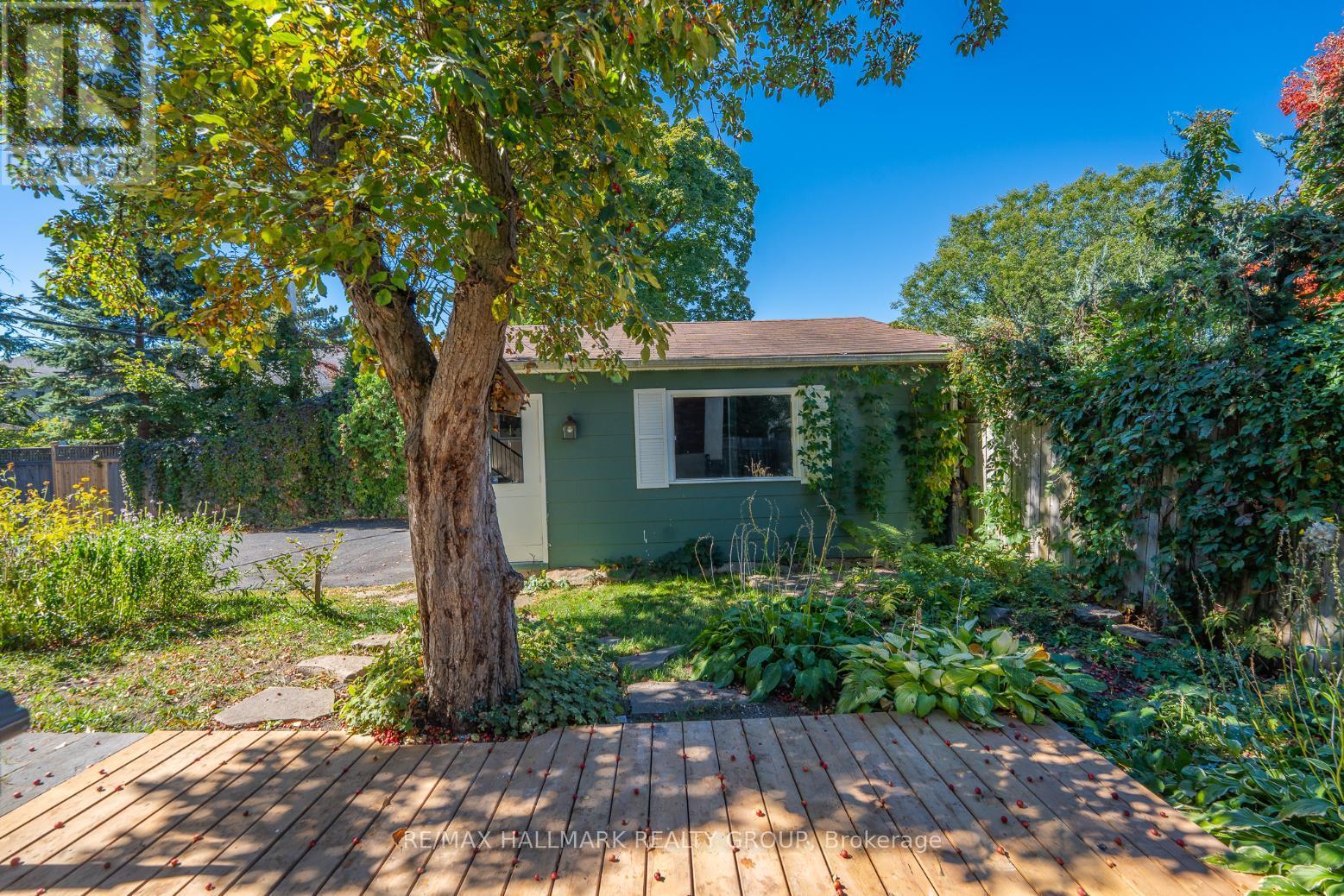 242 Harmer Avenue S