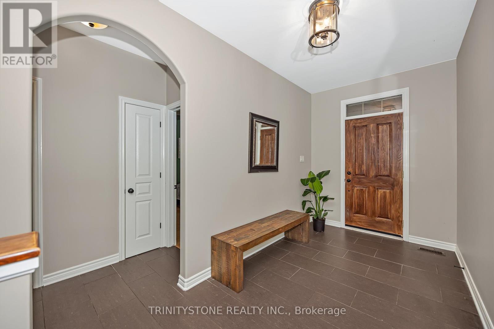 452 Landswood Way