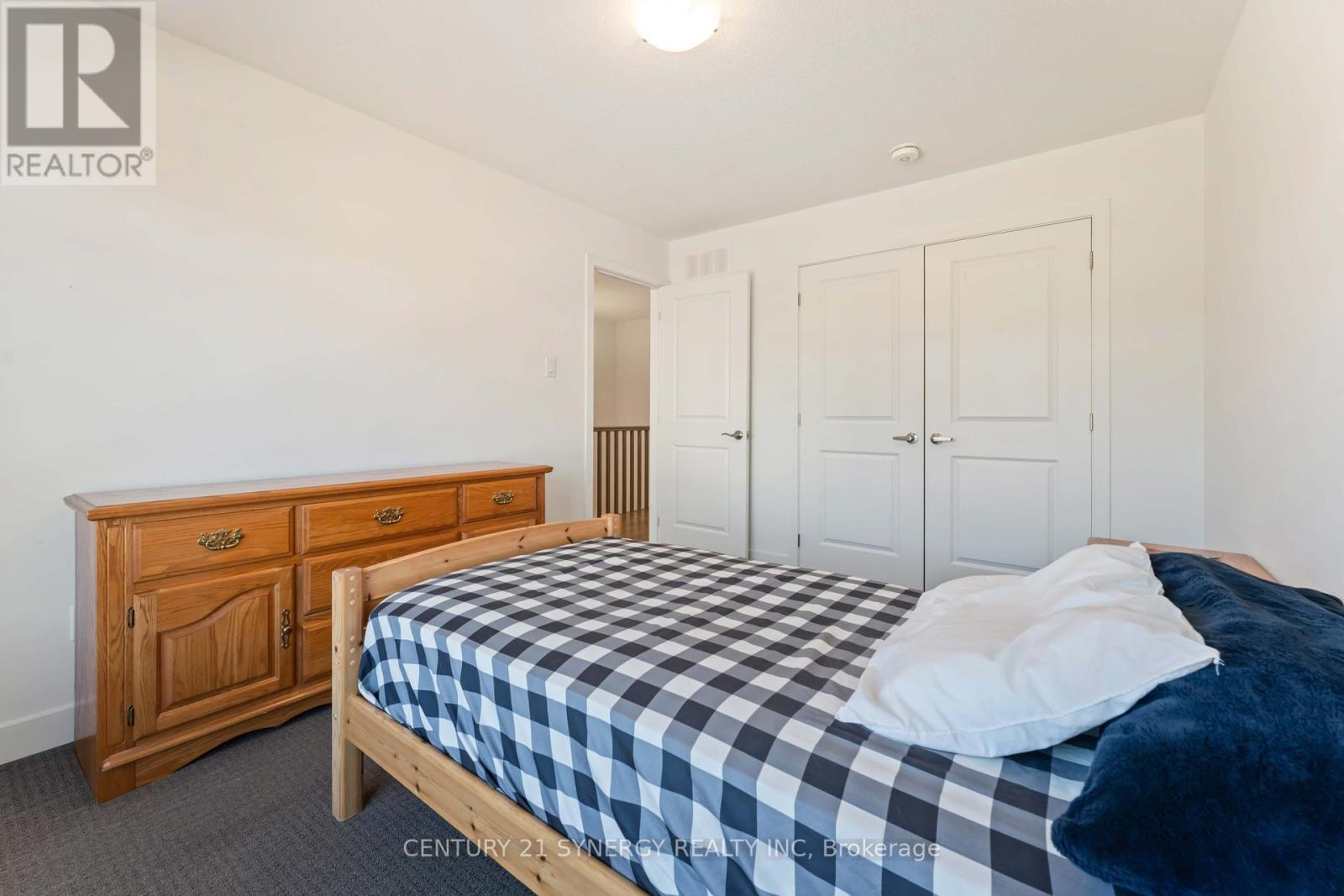 254 Finsbury Avenue