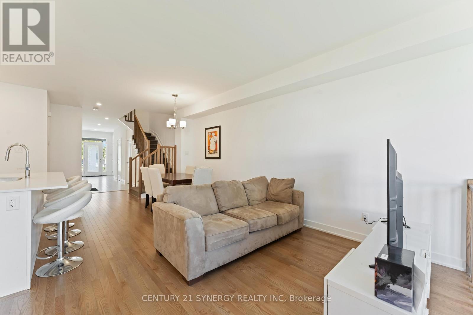 254 Finsbury Avenue