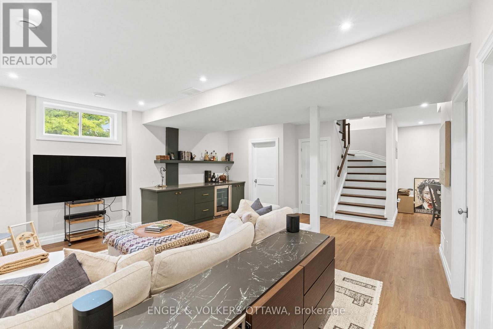 872 Iroquois Road