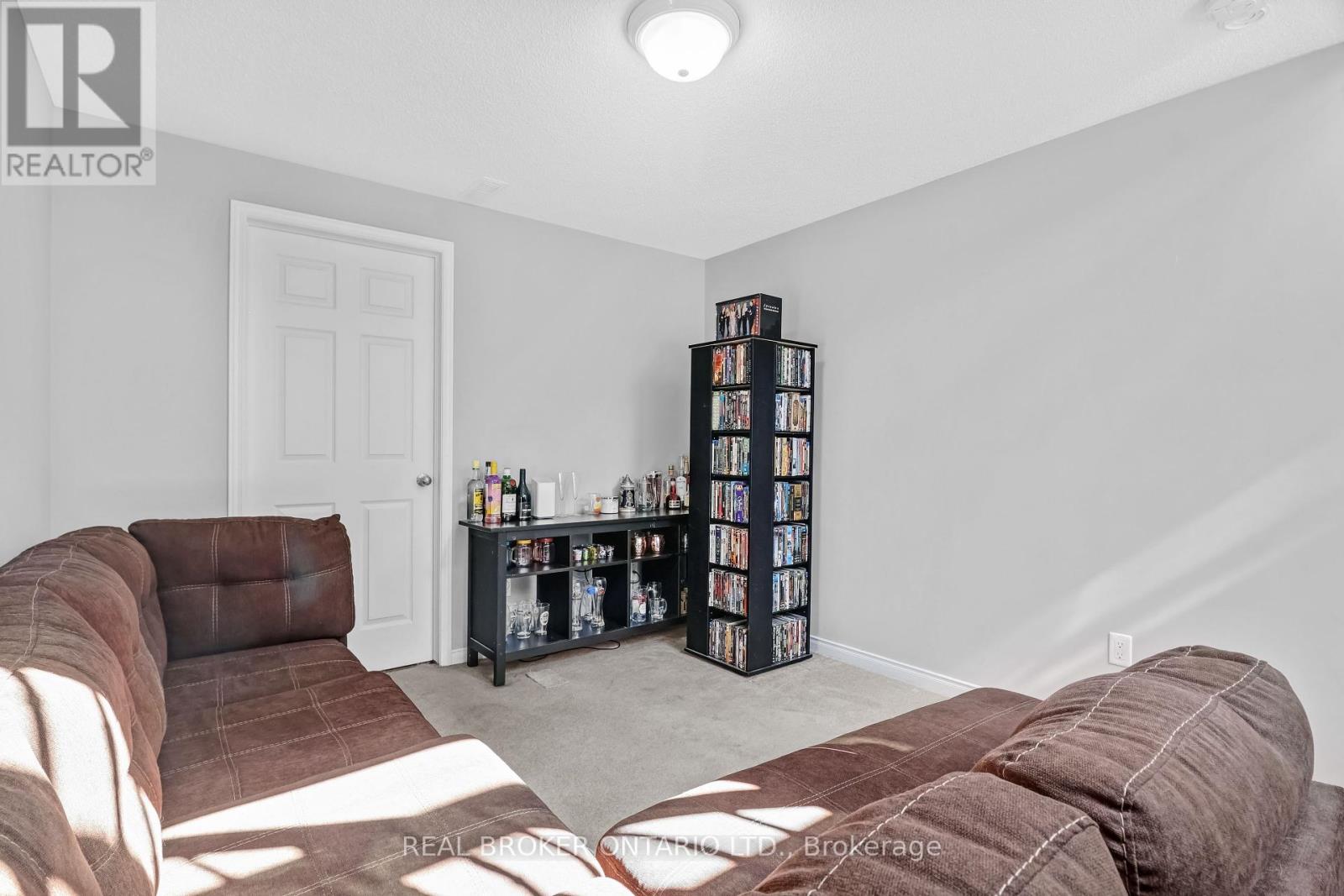 132 Dahlia Street
