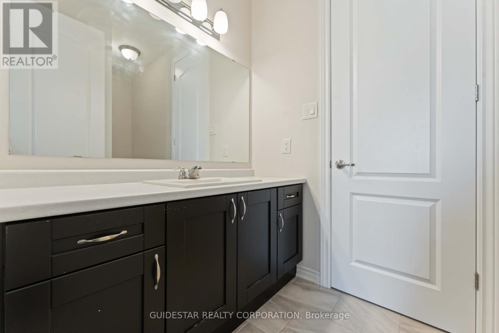 28 Oxalis Crescent
