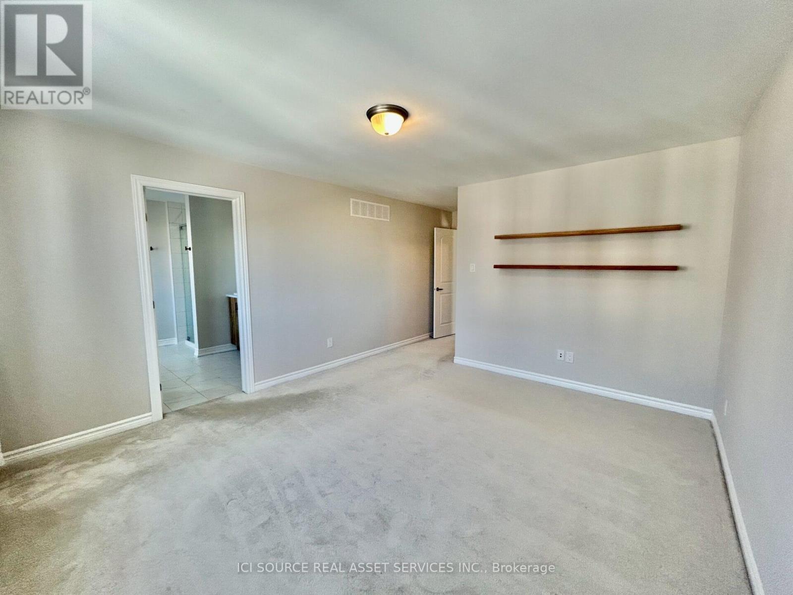 106 Equitation Circle