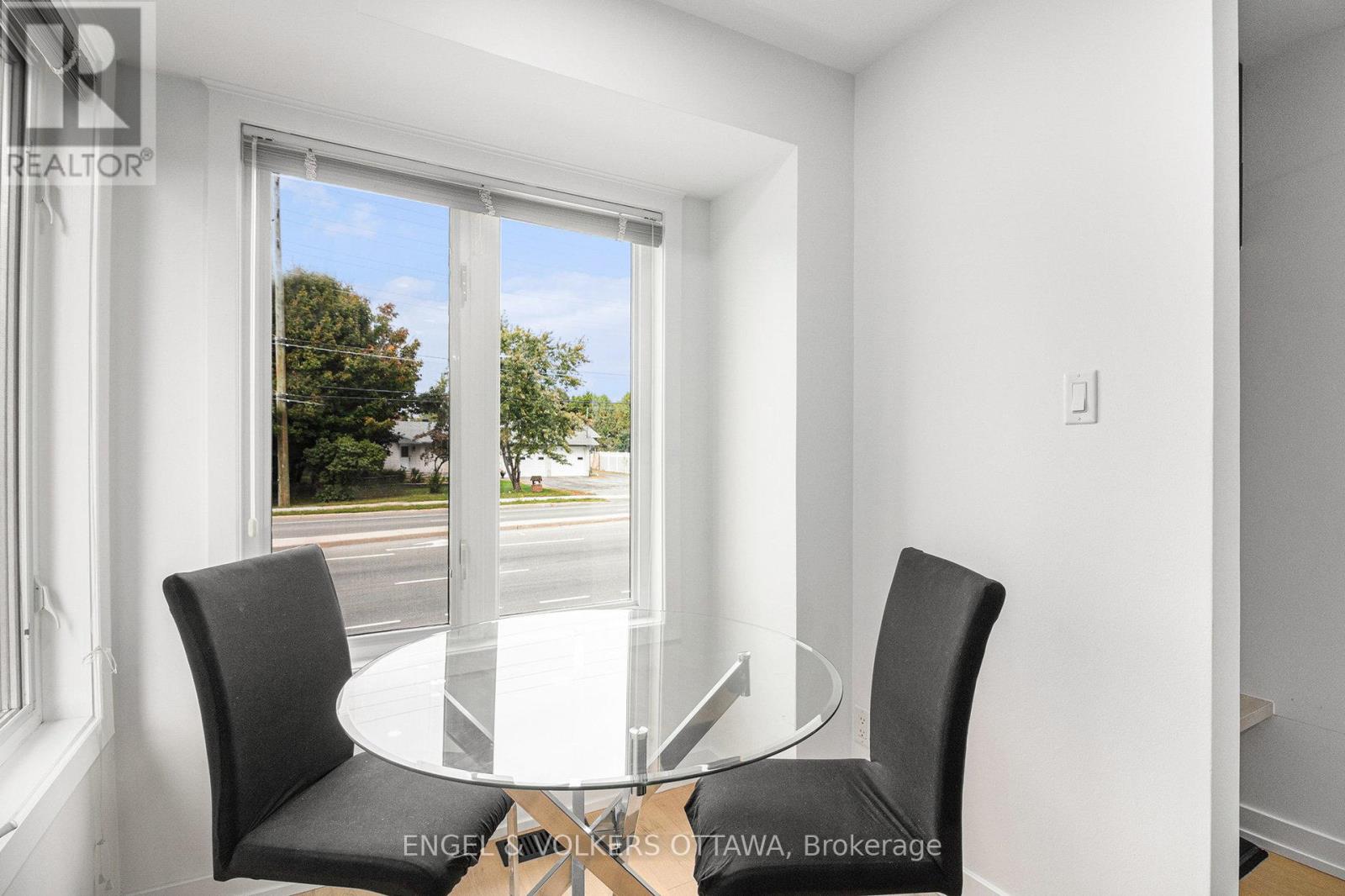 D - 4522 Innes Road