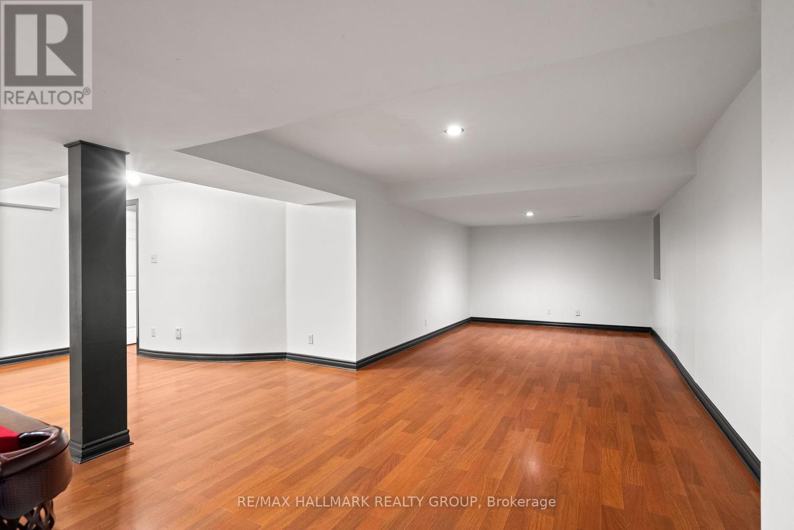 94 Hobin Street