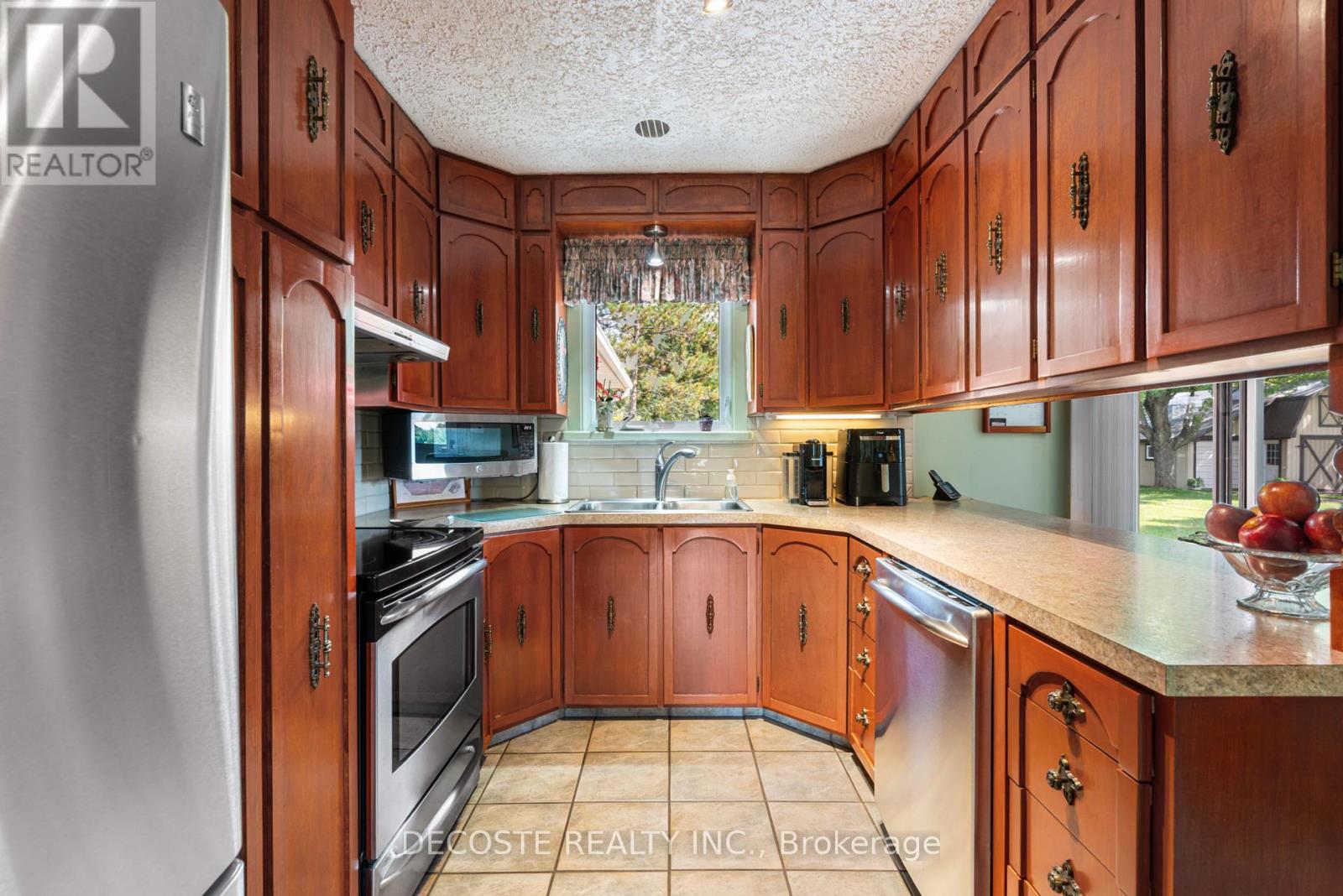 3527 County Road 34 Road