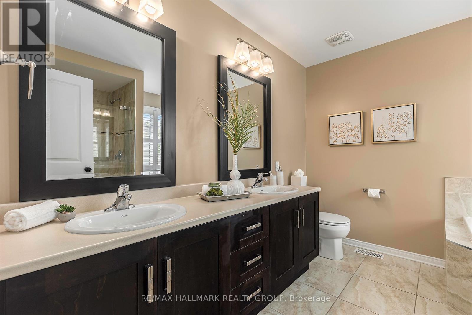 828 Dalkena Place
