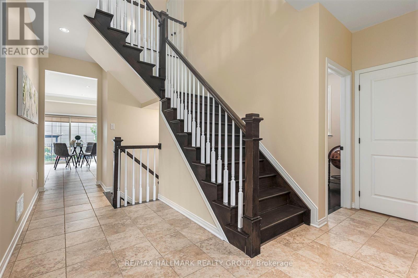 828 Dalkena Place