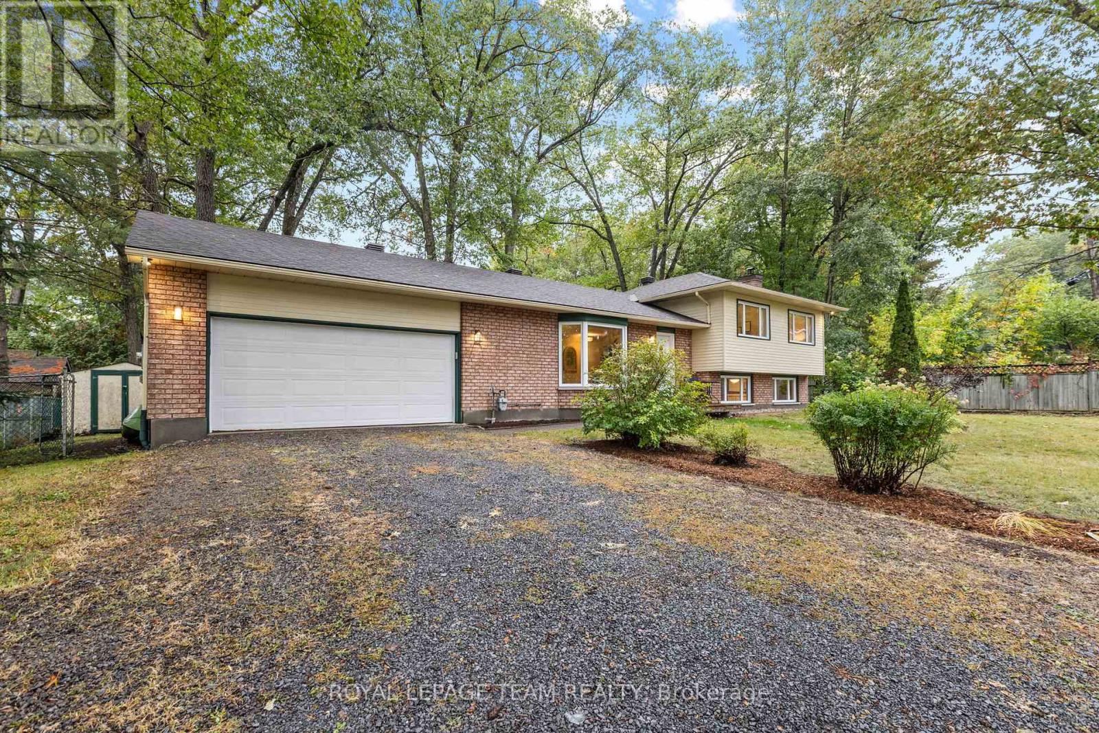 126 Constance Bay Road