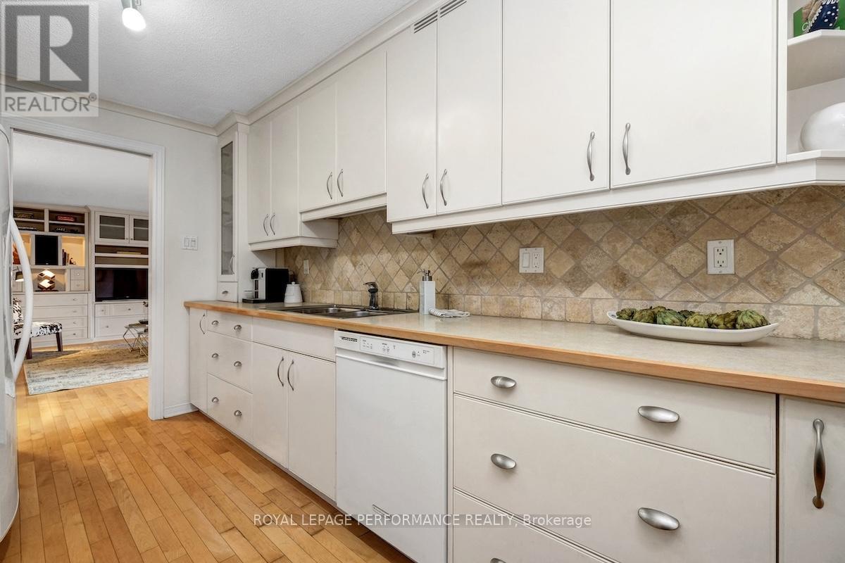 304 - 310 Crichton Street