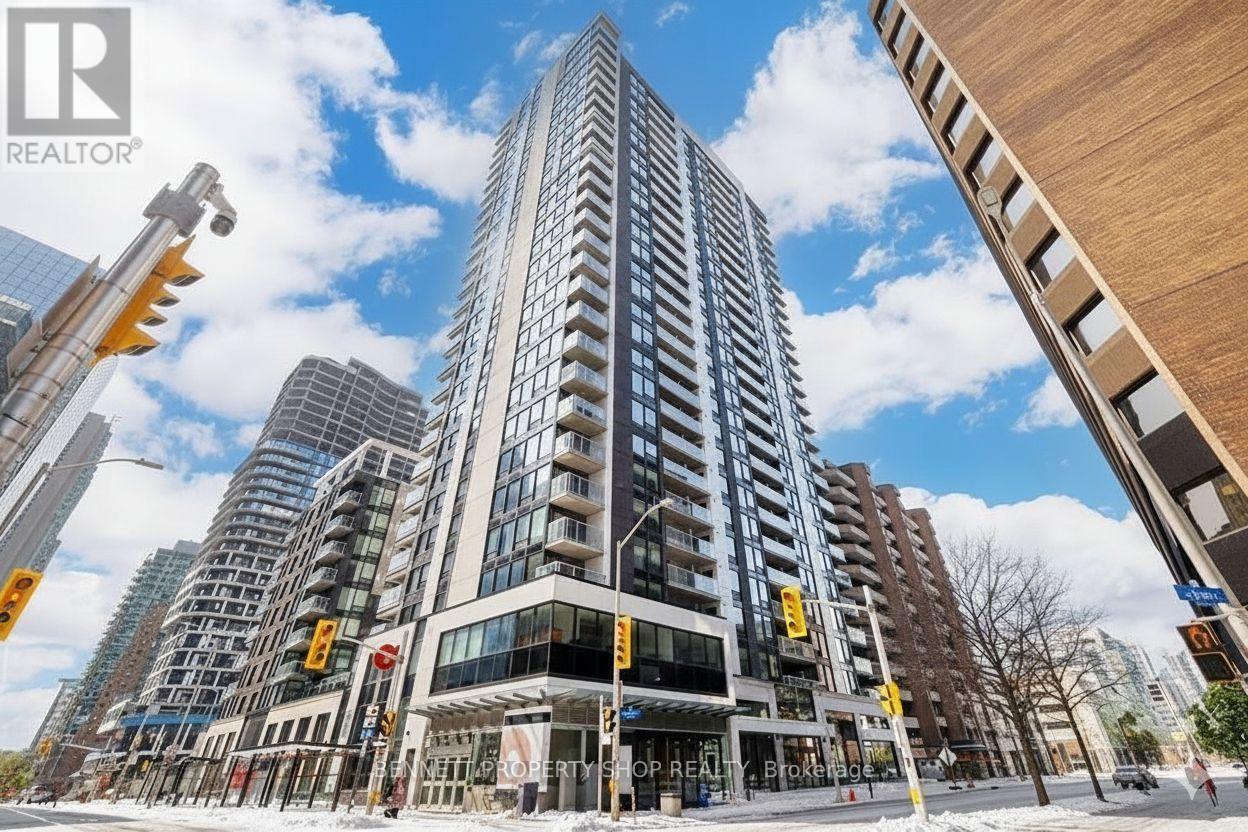 1607 - 340 Queen Street