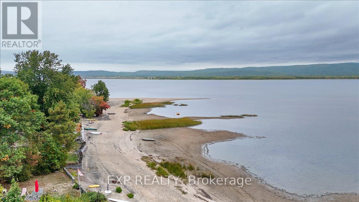 488 Bayview Drive