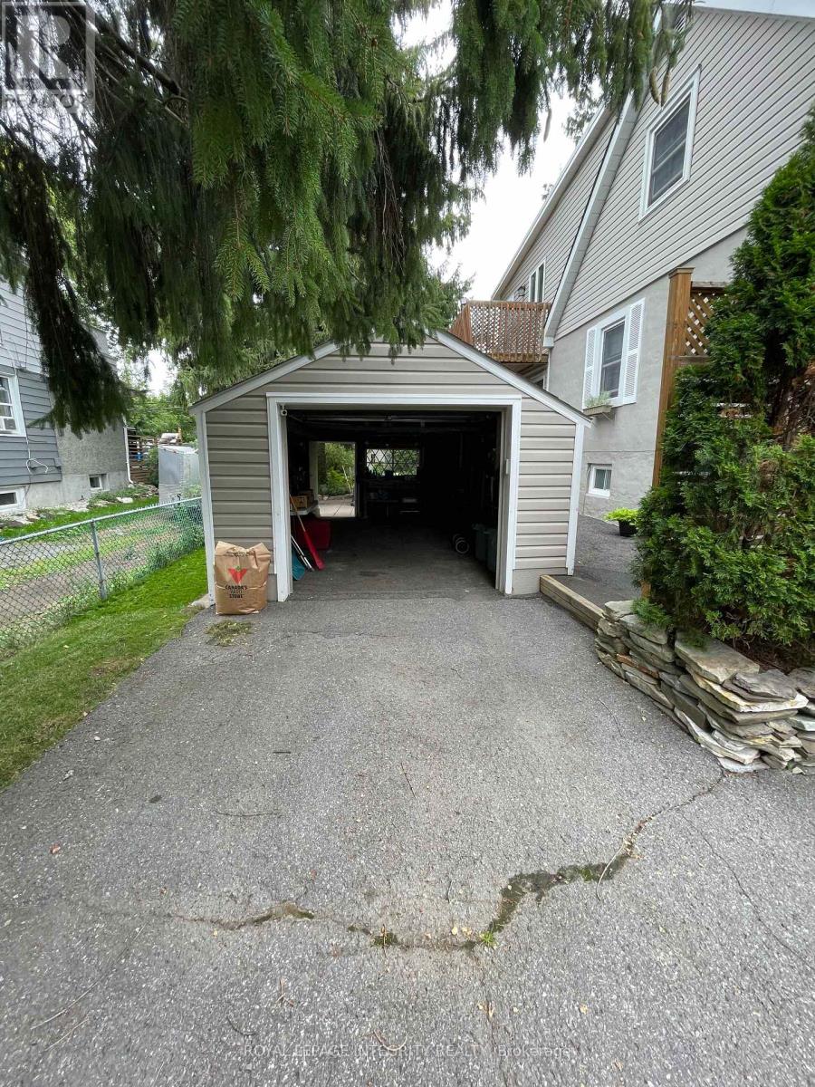 465 Guy Street