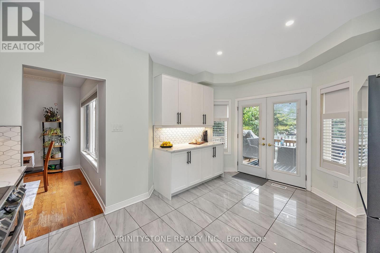 6 Cinnabar Way
