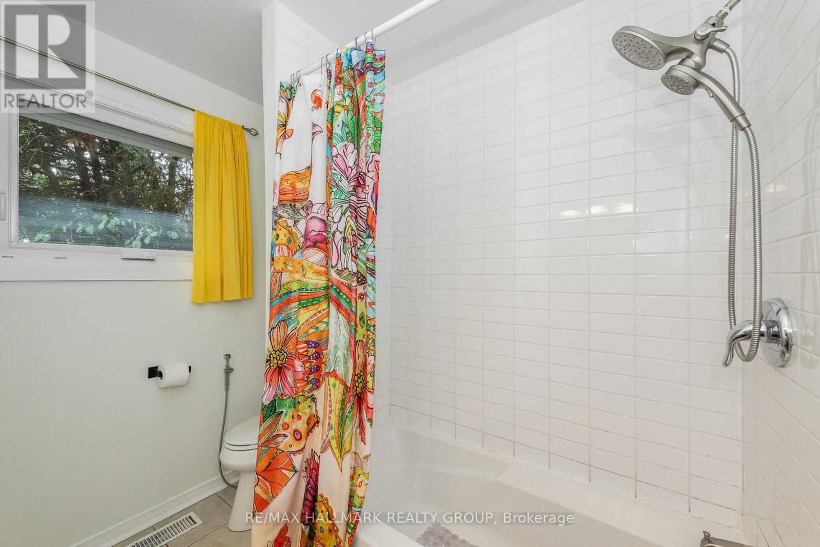 9 Newbury Avenue