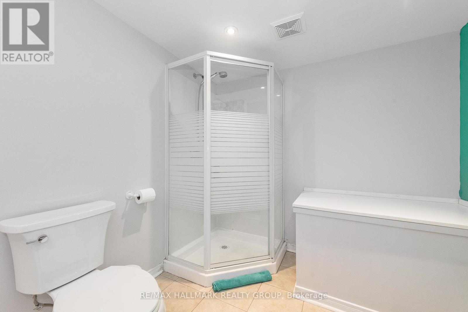 9 Newbury Avenue