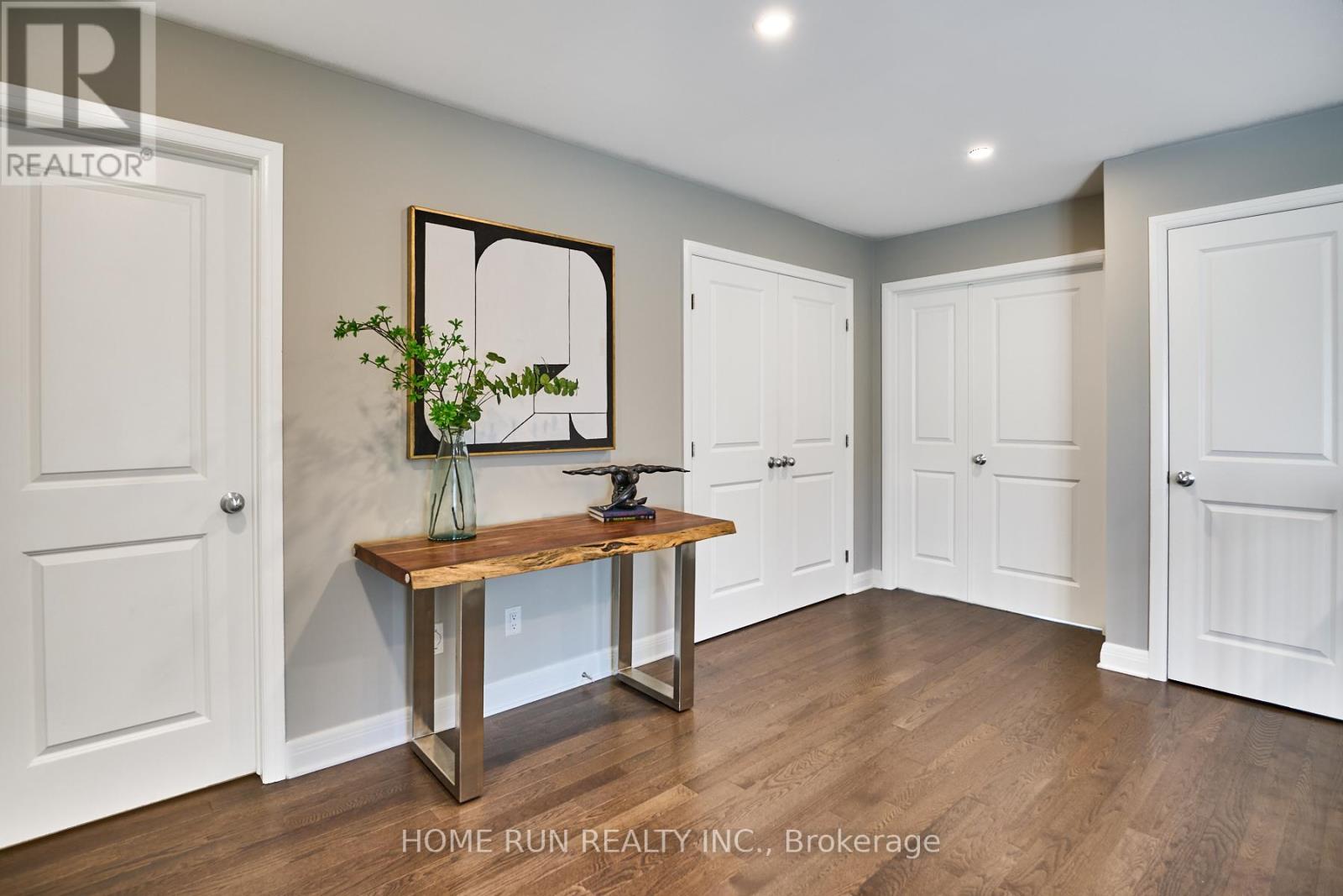82 Michael Stoqua Street