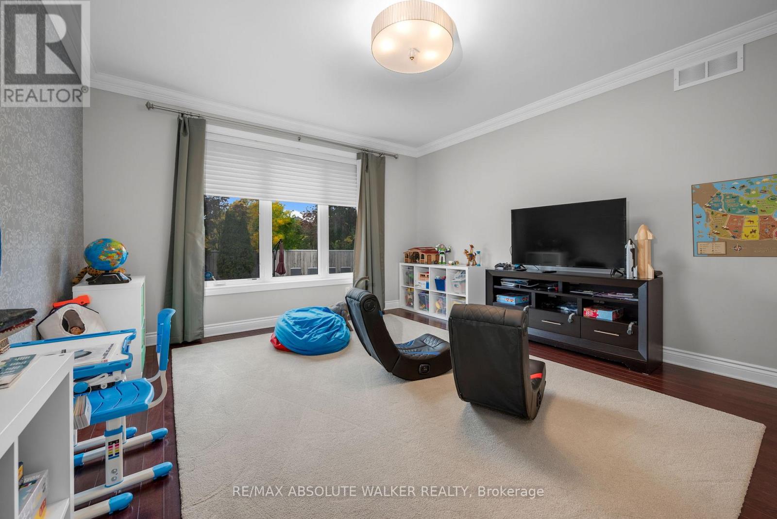 11 Tradewinds Drive