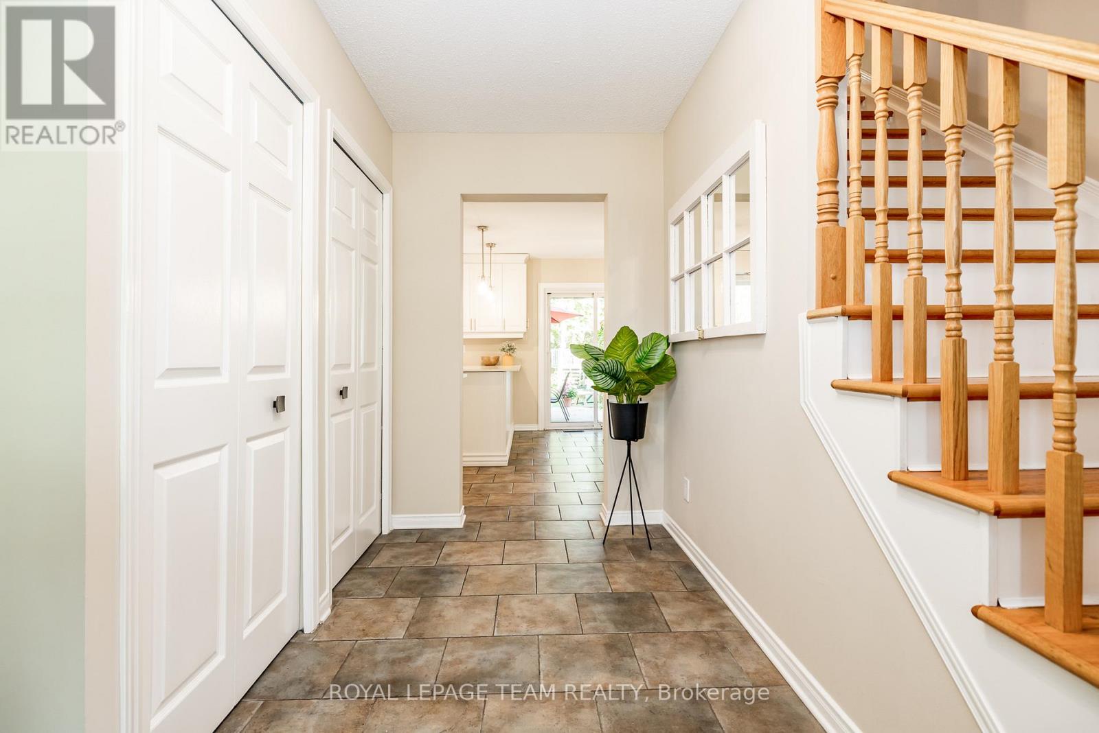 5239 Mclean Crescent