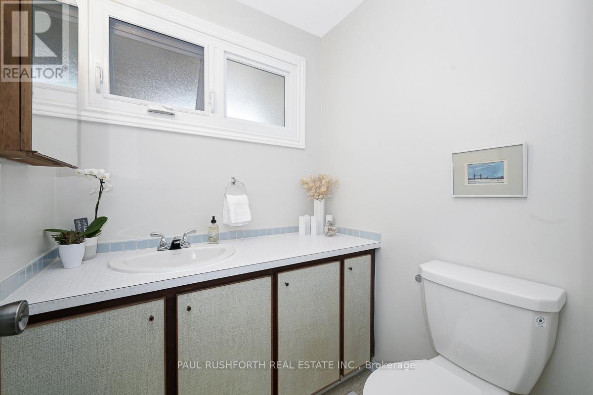 2421 Ogilvie Road