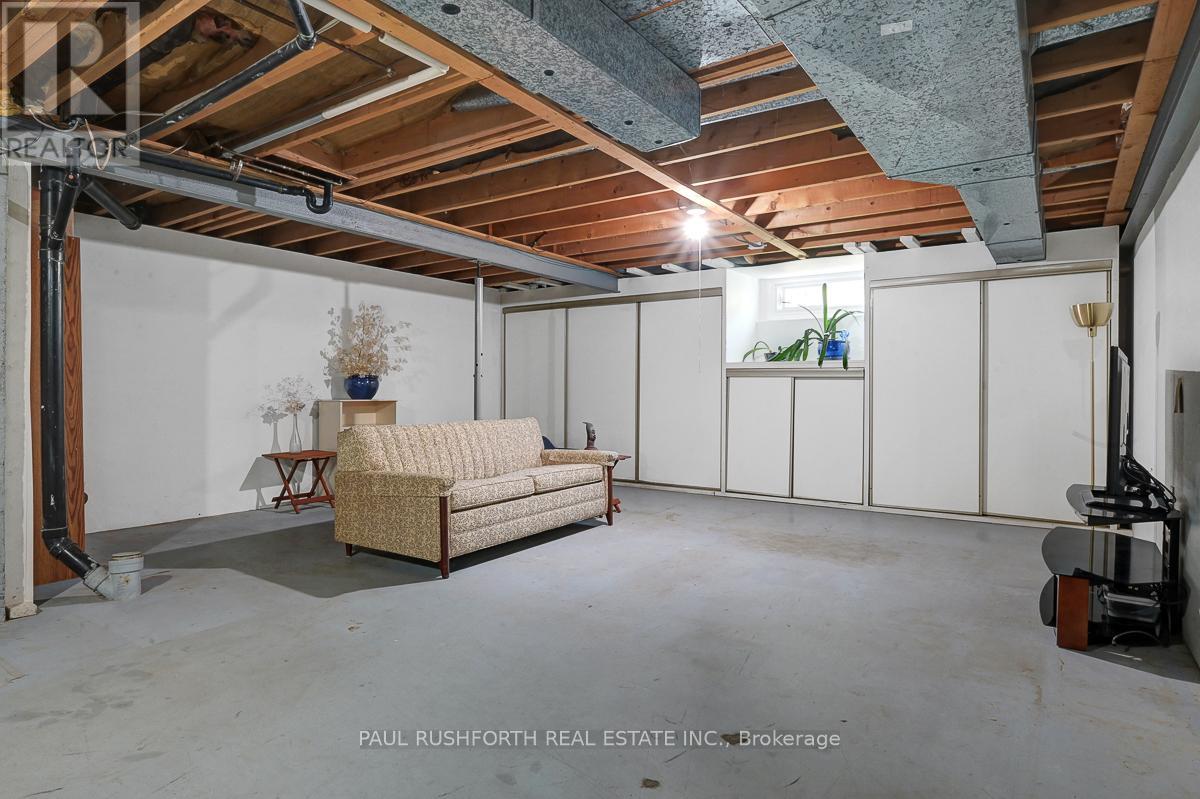 2421 Ogilvie Road